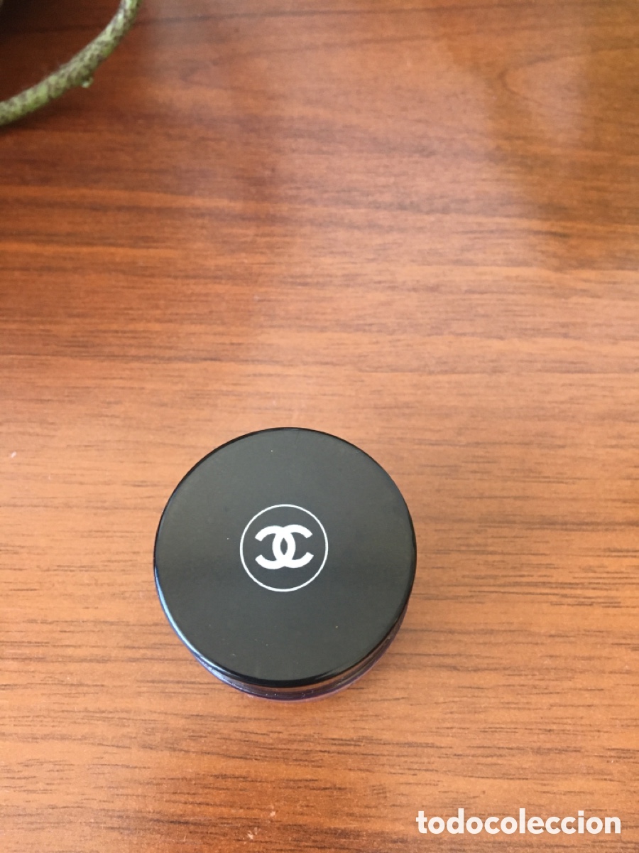 Segunda mano: Chanel sombra de ojos en crema - Foto 3
