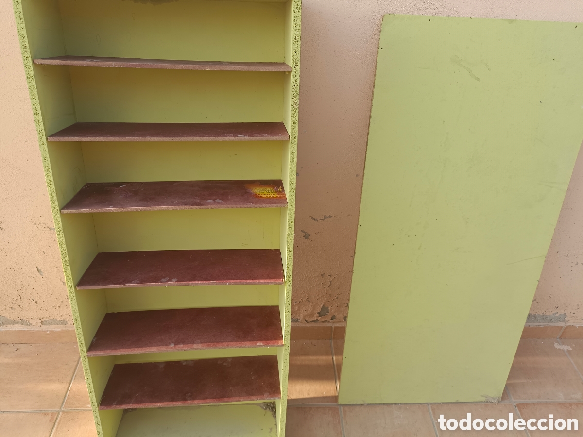 Segunda mano: Armario de lejas verde - Foto 5