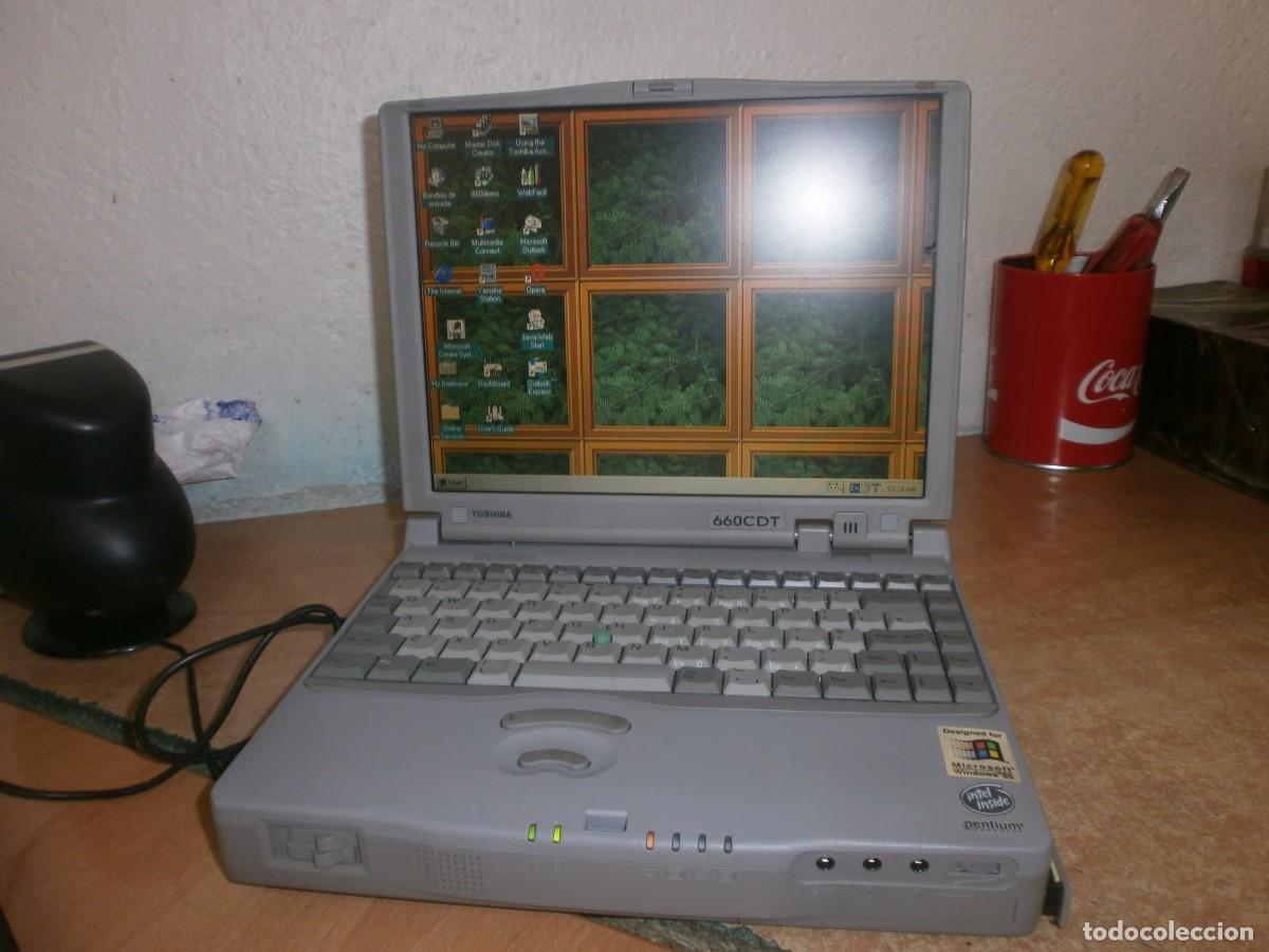 Segunda Mano: Raro ordenador vintage Toshiva 660 CDT de colecci&oacute;n Windows 95 funcionando, no funciona lector de CD