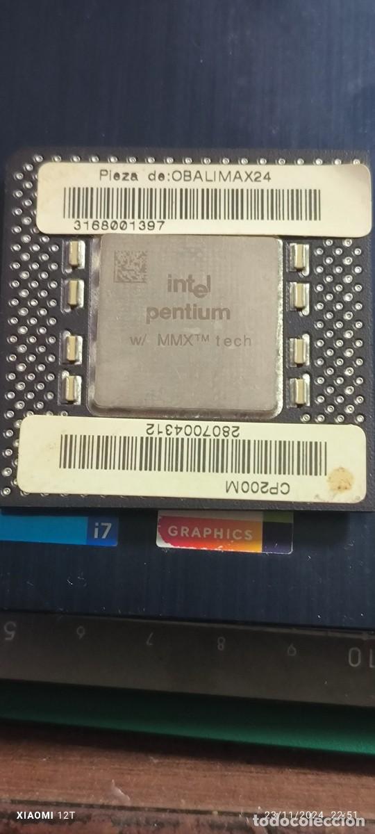 Segunda mano: PROCESADOR INTEL PENTIUM MMX CP200M - Foto 2