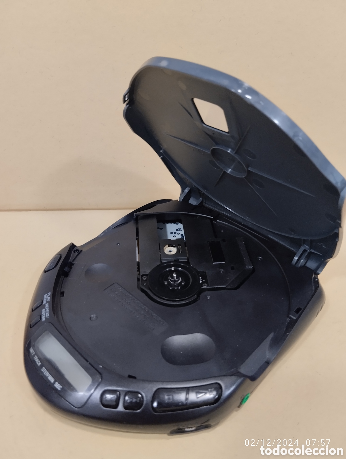 Segunda mano: CD DISCMAN SONY D-170 DIGITAL MEGA BASS (Para Revisar) - Foto 5