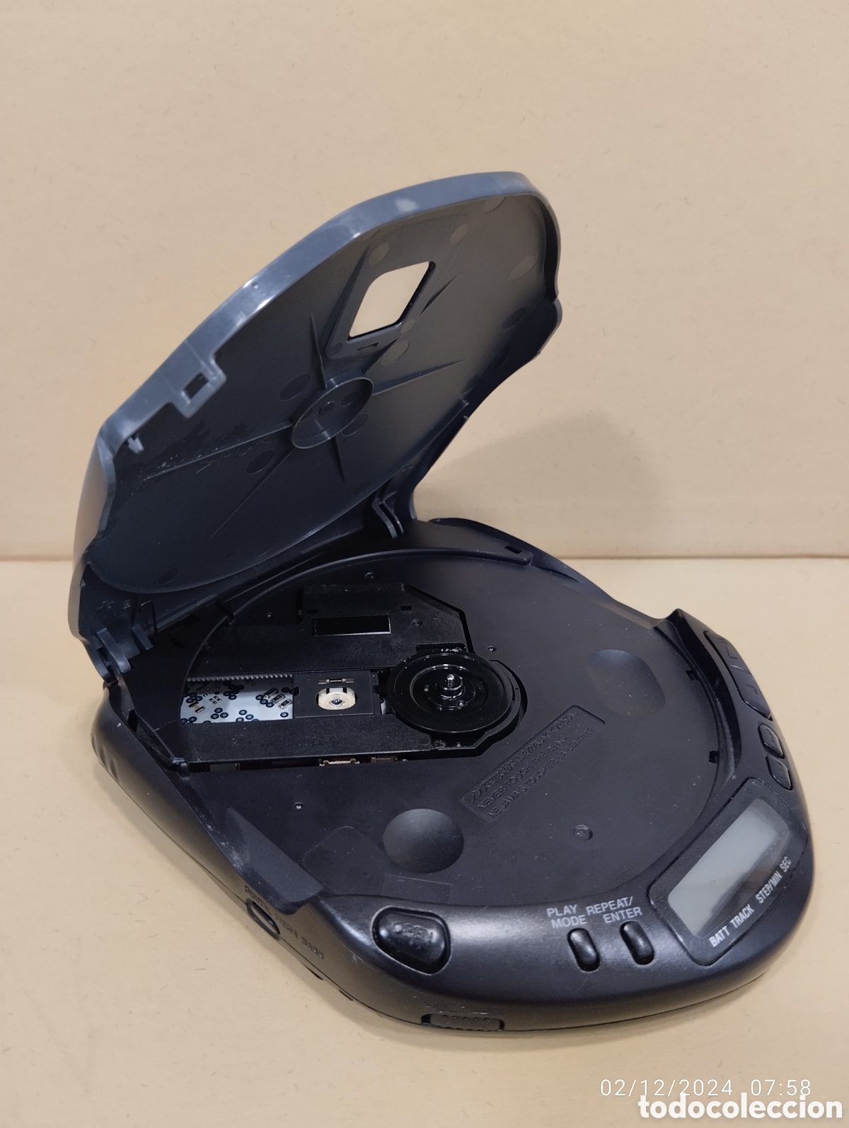 Segunda mano: CD DISCMAN SONY D-170 DIGITAL MEGA BASS (Para Revisar) - Foto 6