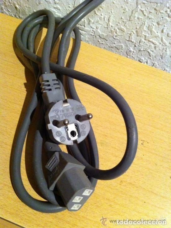 Segunda mano: CABLE DE ALIMENTACION GRIS - Foto 1