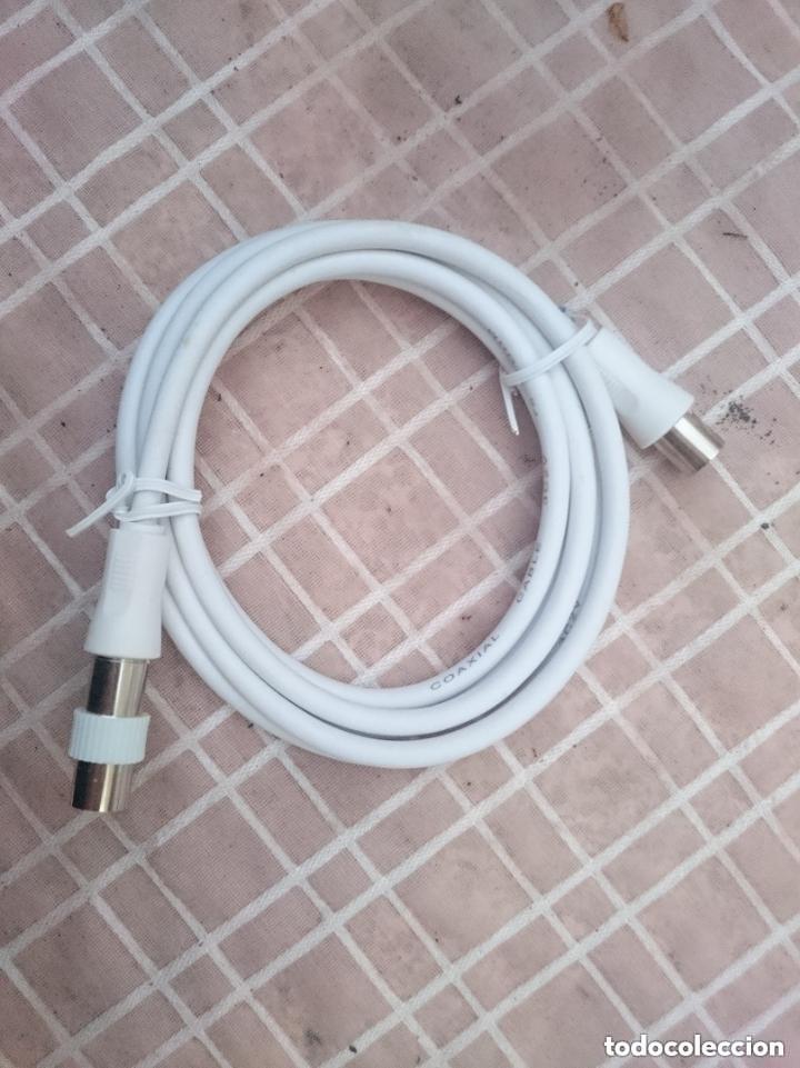 Segunda mano: CABLE DE ANTENA COLOR BLANCO - Foto 1