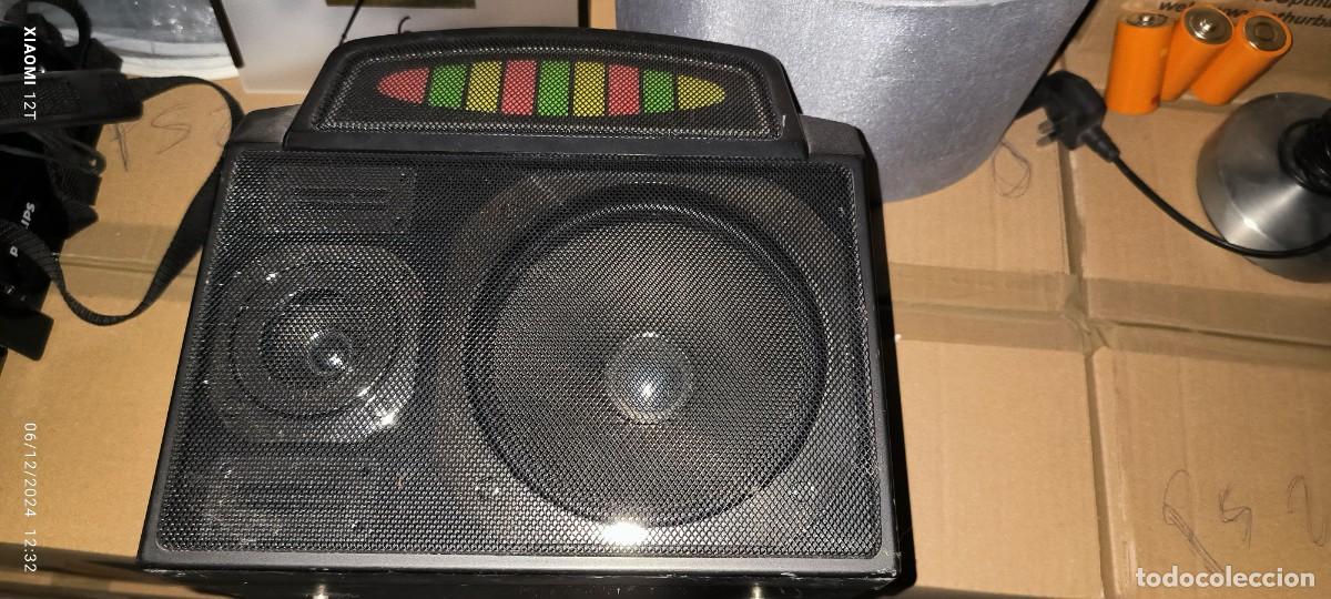Segunda mano: ANTIGUO ALTAVOZ CON LUCES - Foto 1