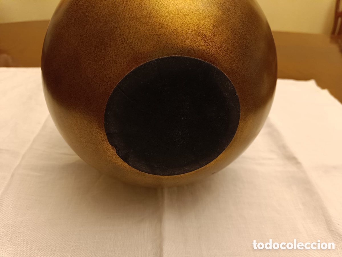 Segunda mano: Jarr&oacute;n redondo en metal dorado - Foto 4
