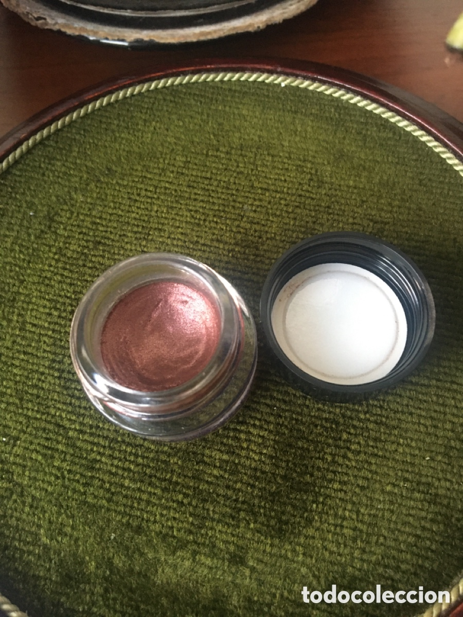 Segunda mano: Chanel sombra de ojos en en crema - Foto 4