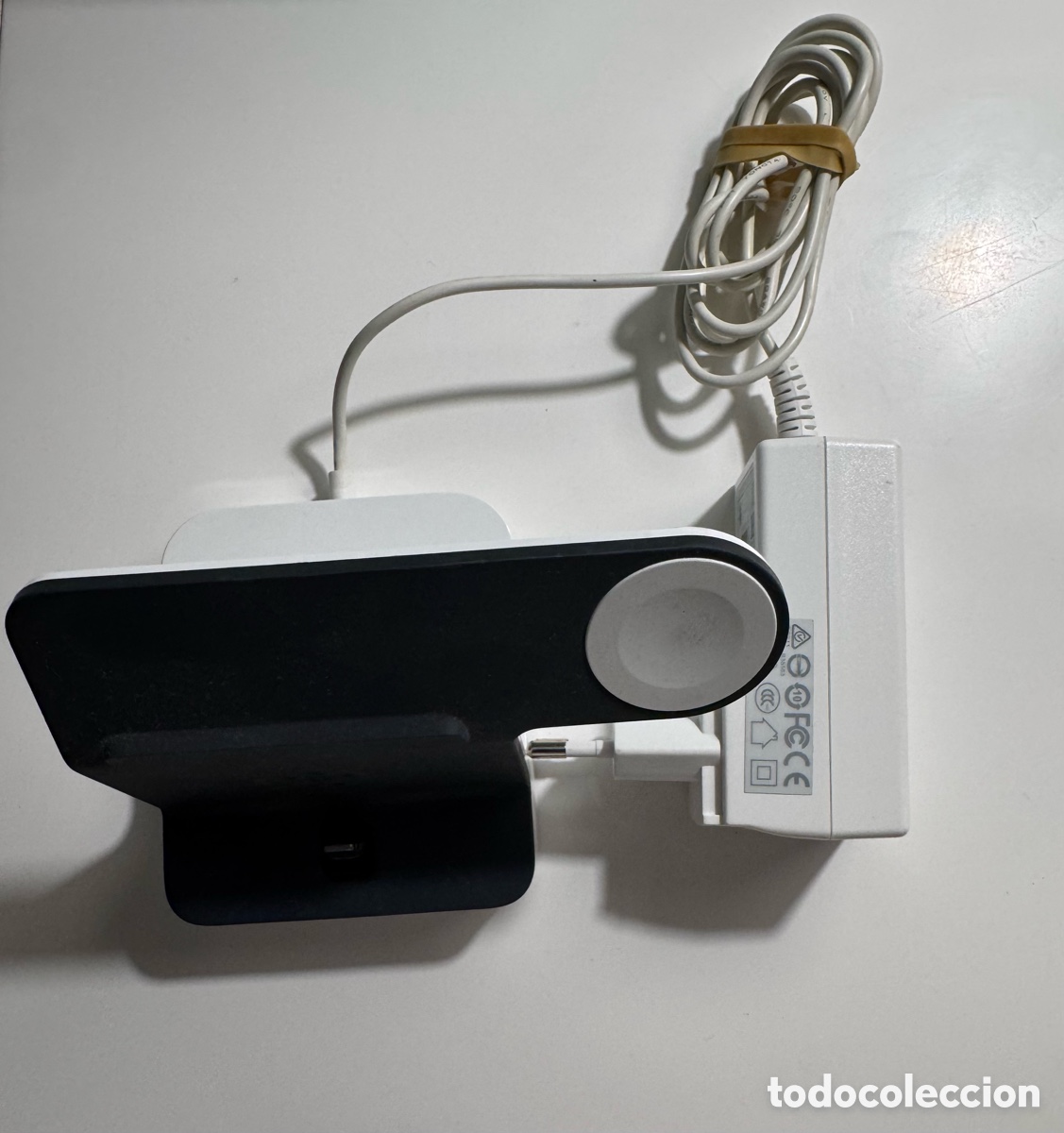 Segunda mano: Base de Carga para Apple Watch y iPhone Belkin - Foto 4