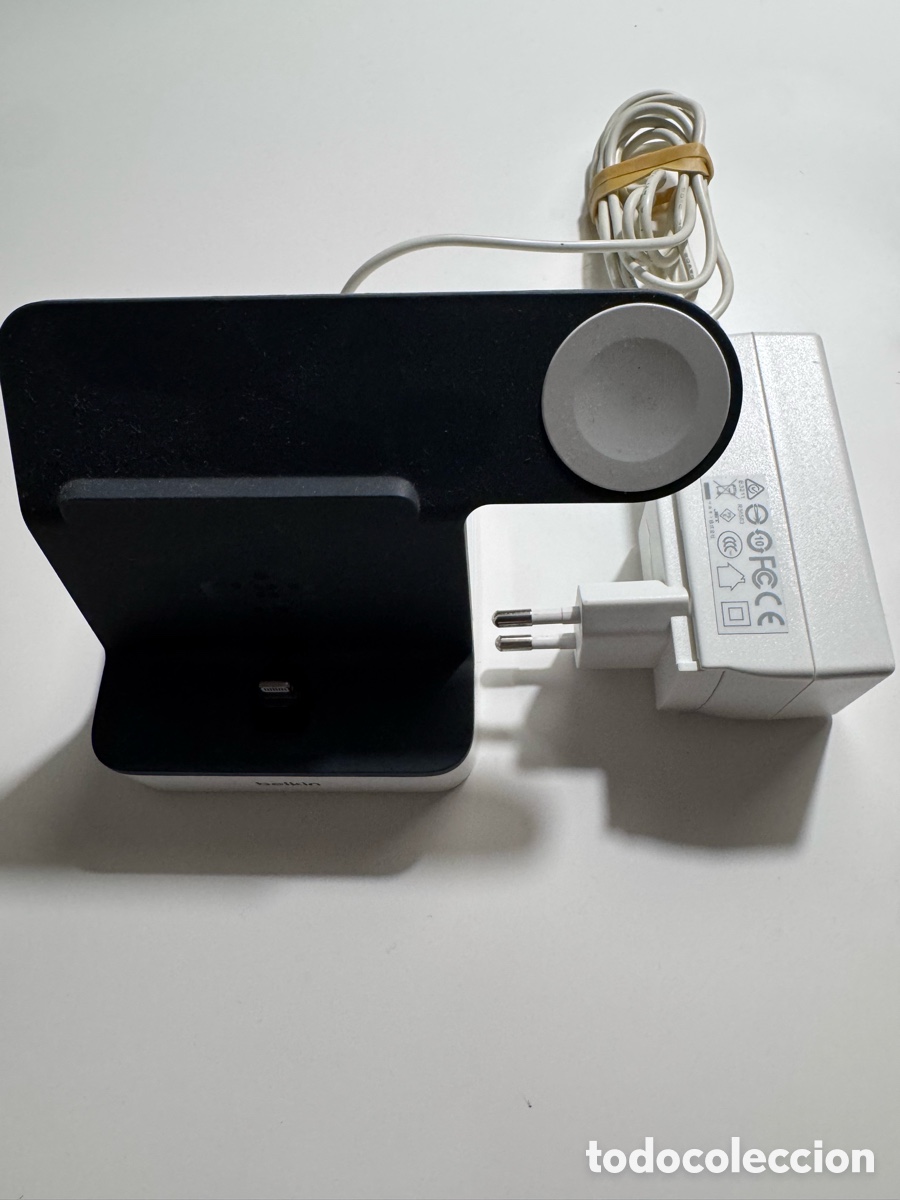 Segunda mano: Base de Carga para Apple Watch y iPhone Belkin - Foto 1