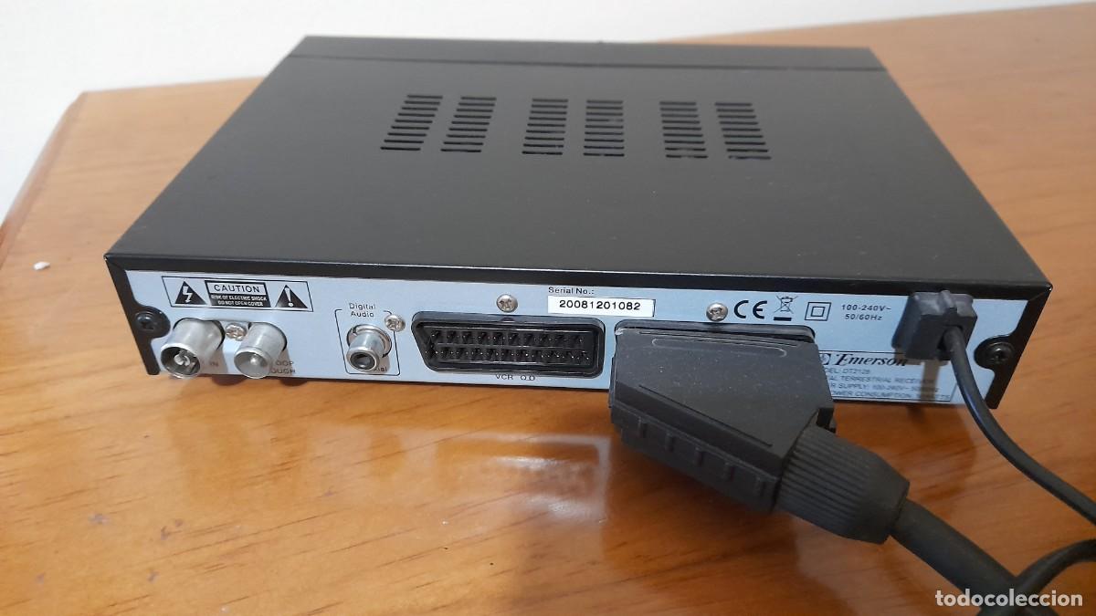 Segunda mano: Aparato m&aacute;quina DVB Emerson DT2128 usb televisor - Foto 3