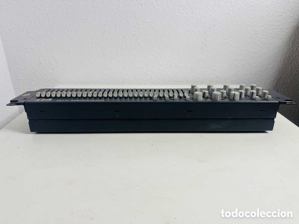 Segunda mano: Q4 AUDIO HIGH END EQUALIZER PE 137 - Foto 8