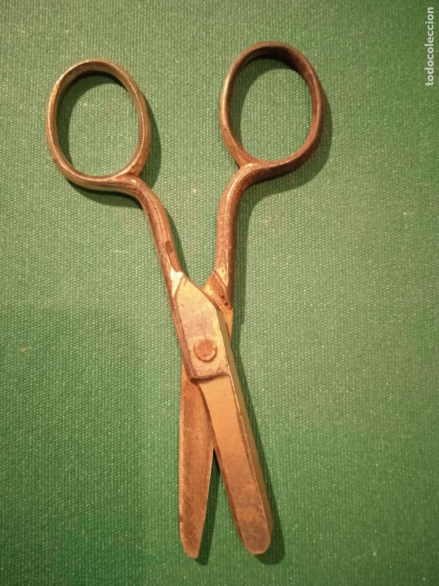 Segunda mano: SENCILLAS TIJERAS DE MARCA - Foto 2