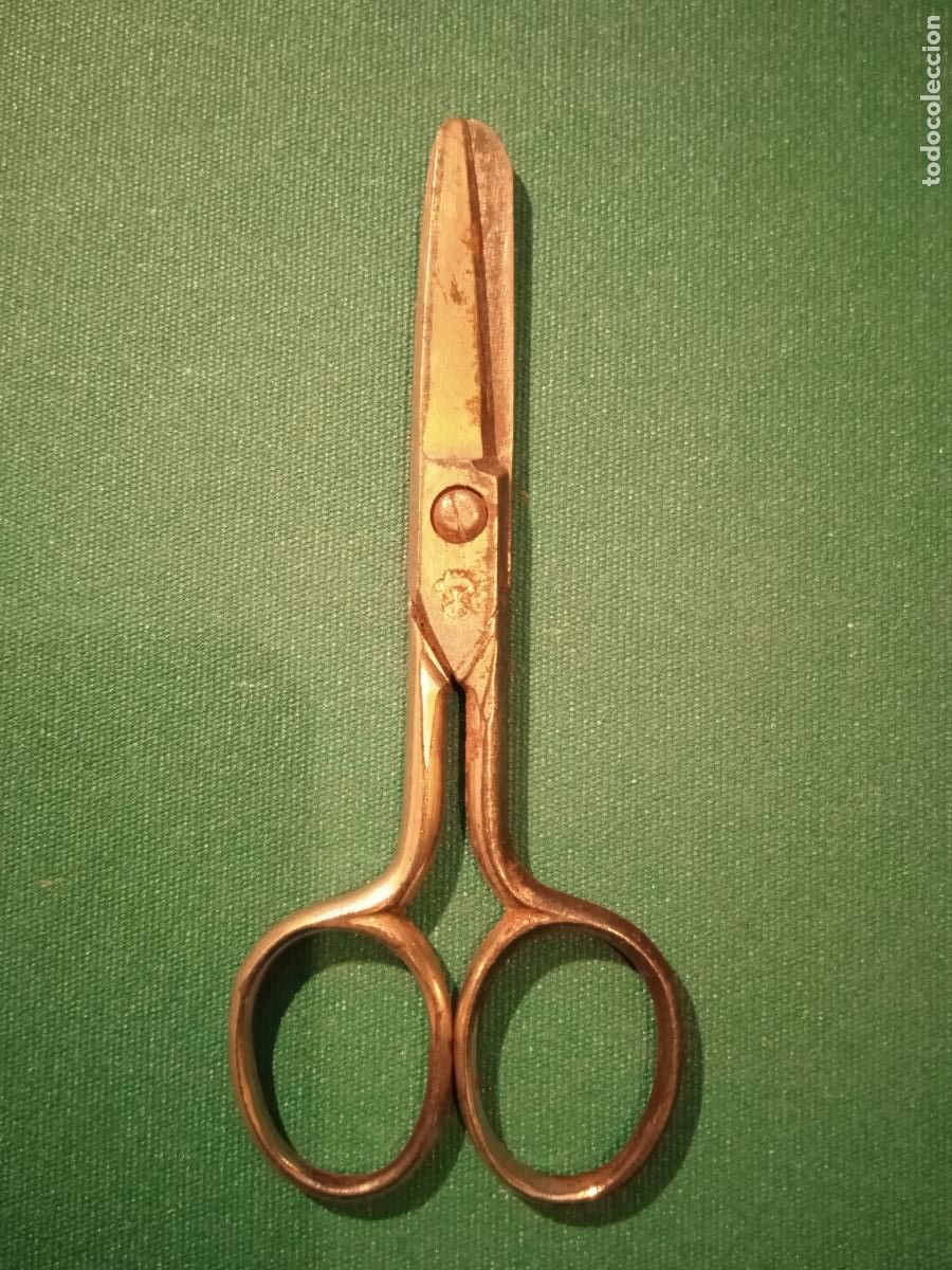 Segunda mano: SENCILLAS TIJERAS DE MARCA - Foto 1