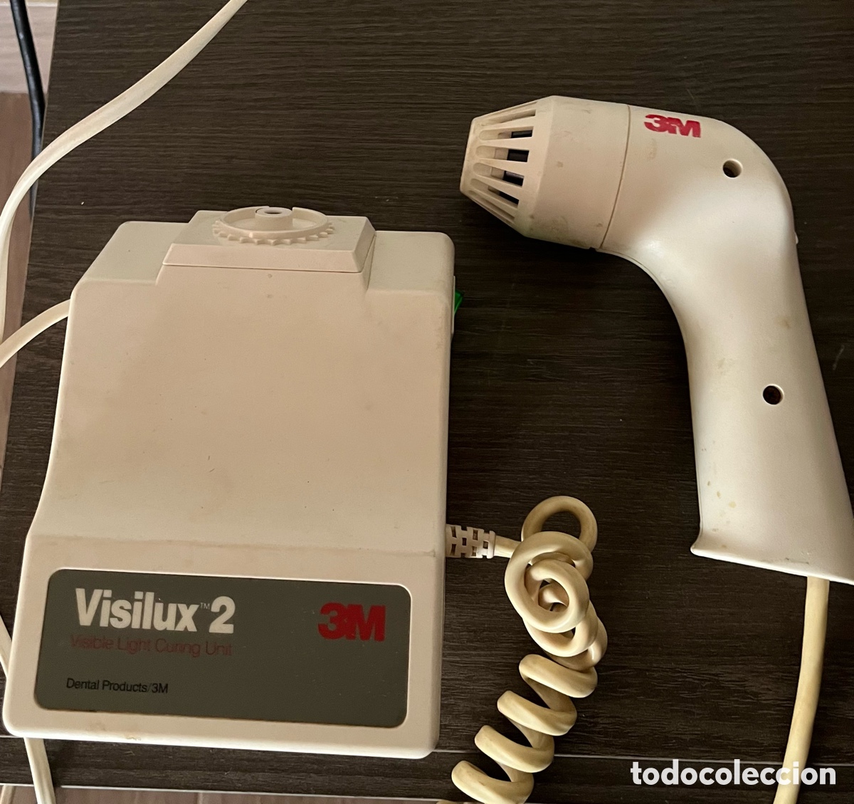 Segunda mano: 3M Dentals HEALTHCARE Visilux 2 Visible Light Curing Unit - Usado - Foto 1