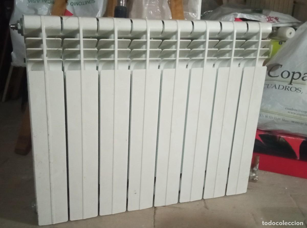 Segunda mano: Radiador de aluminio 8 elementos - Foto 1