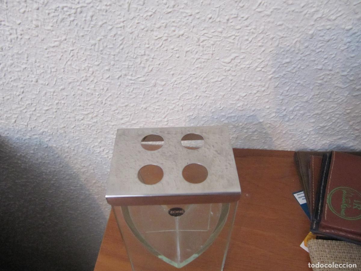 Segunda mano: PORTA CEPILLOS CRISTAL DENMARK ZONE - Foto 2