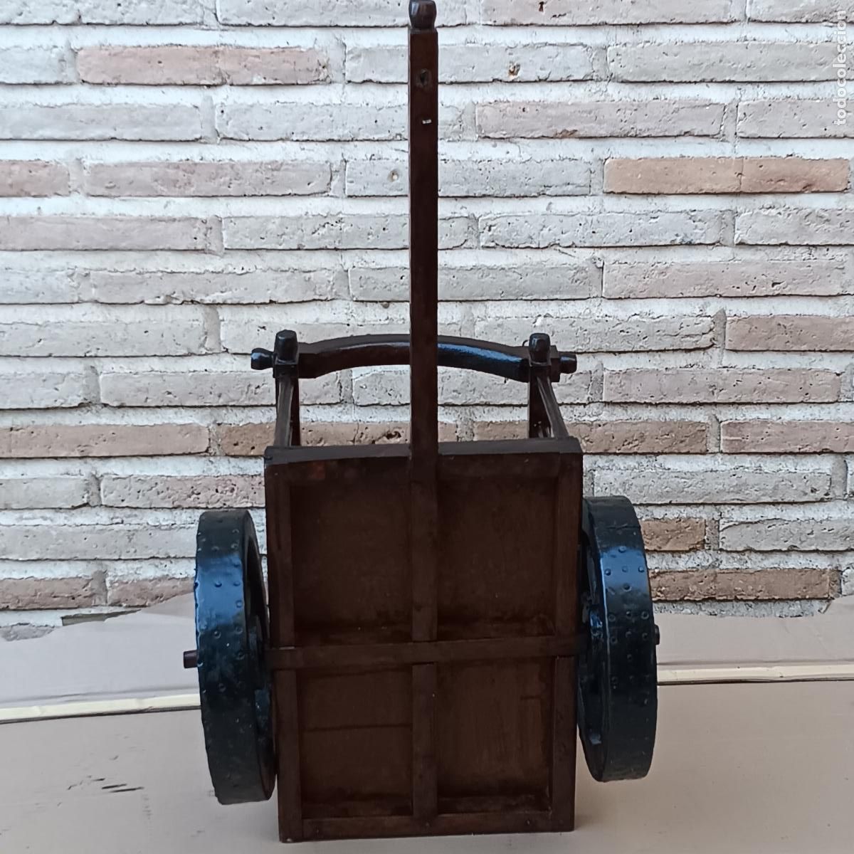 Segunda mano: CARRO DE ARTESANIA DE MADERA. - Foto 6