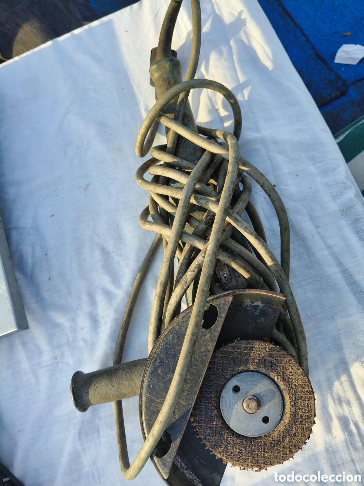 Segunda mano: Radial marca Bosch de 230 di&aacute;metro - Foto 5
