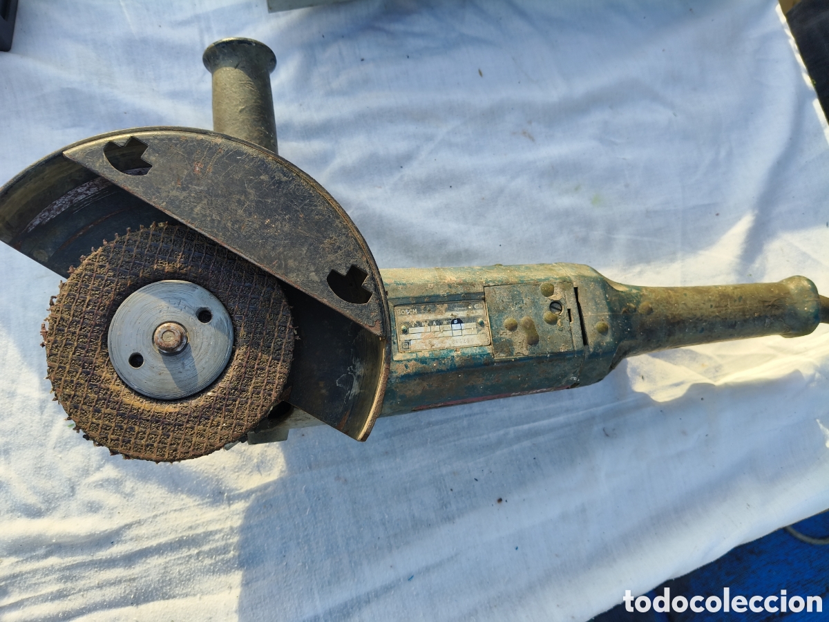 Segunda mano: Radial marca Bosch de 230 di&aacute;metro - Foto 1