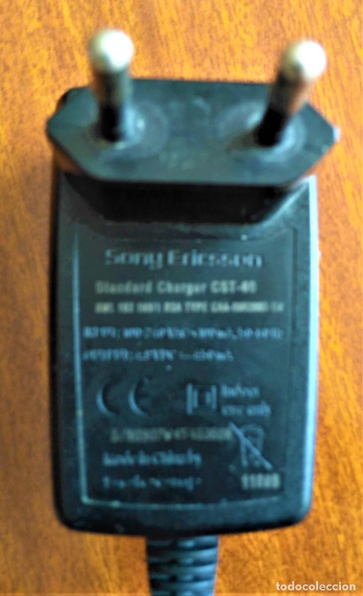 Segunda mano: CARGADOR ORIGINAL SONY ERICSSON - Foto 2