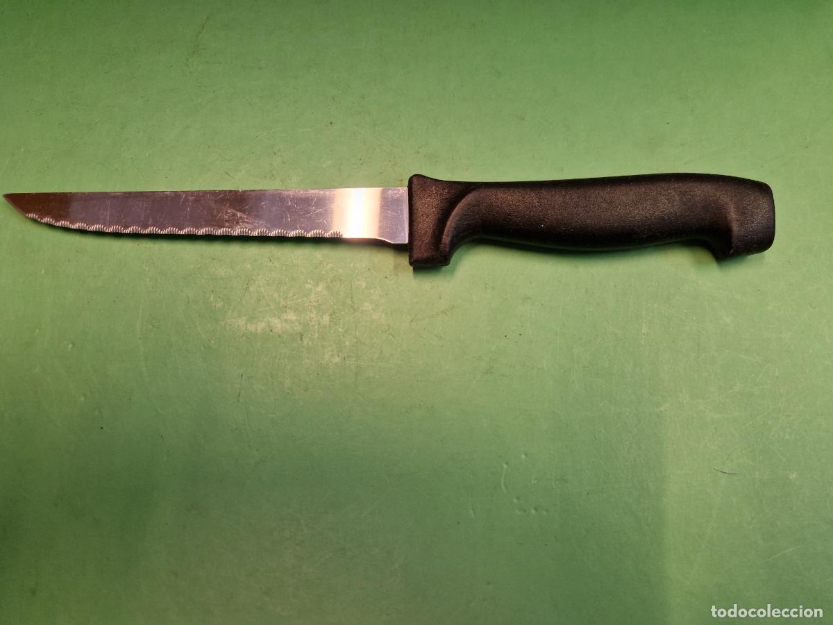 Segunda mano: BONITO CUCHILLO. NEGRO 24CM - Foto 1