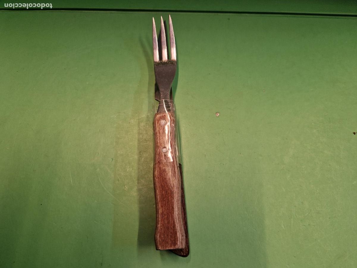 Segunda mano: BONITO JUEGO DE CUBIERTOS EN MADERA. - Foto 3