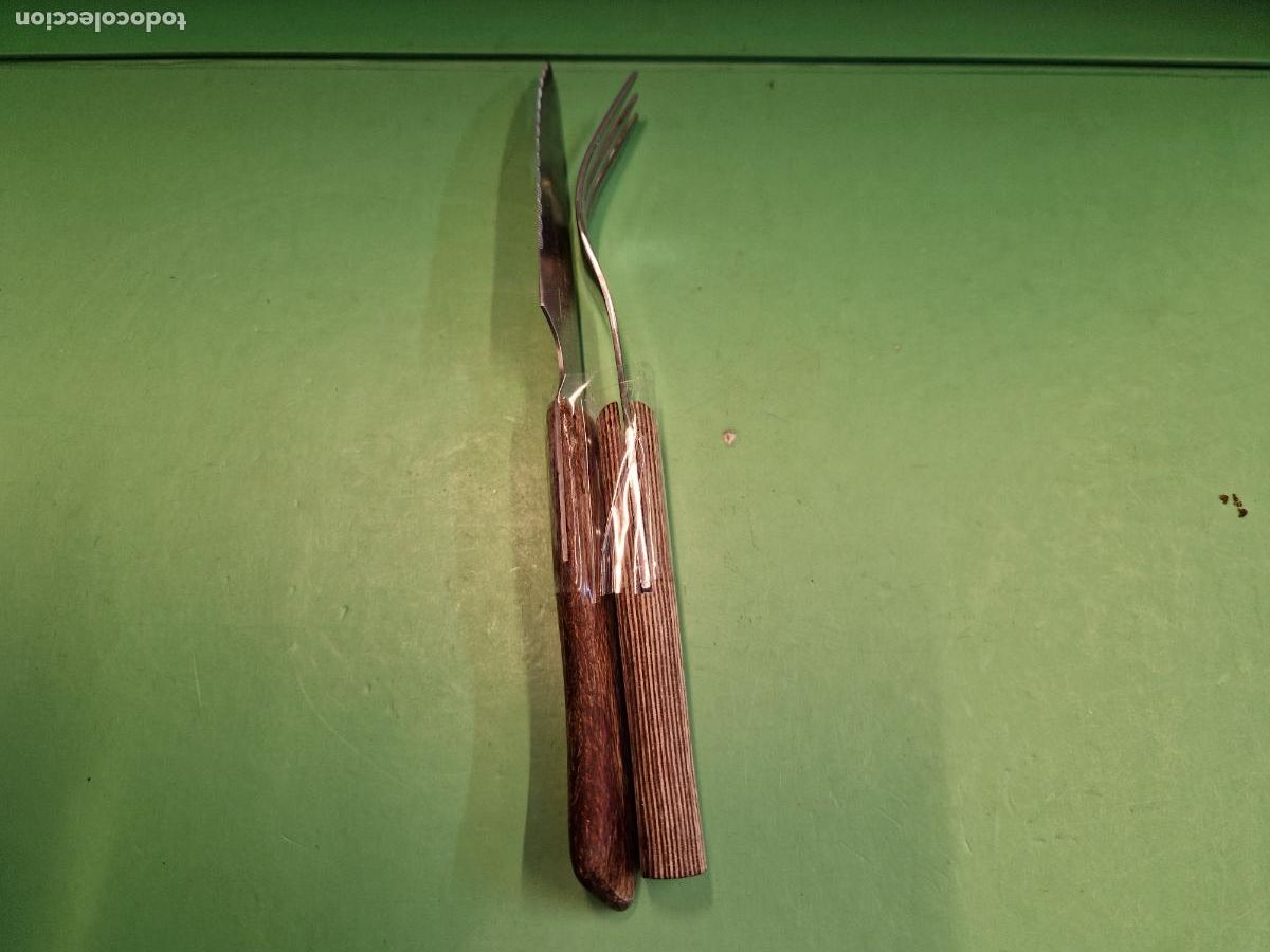 Segunda mano: BONITO JUEGO DE CUBIERTOS EN MADERA. - Foto 1