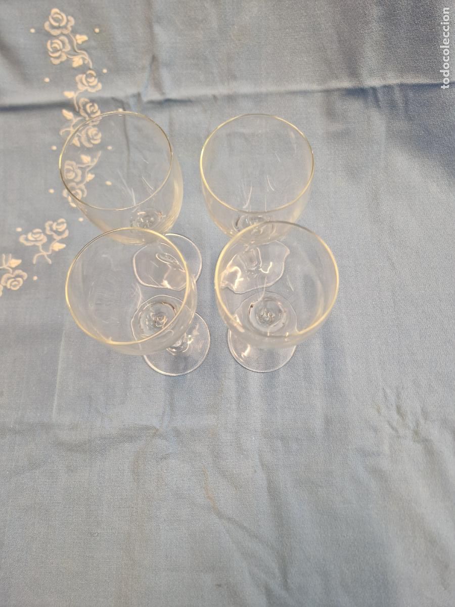 Segunda mano: 4 BONITAS COPAS DE CRISTAL. 18*7CM - Foto 2