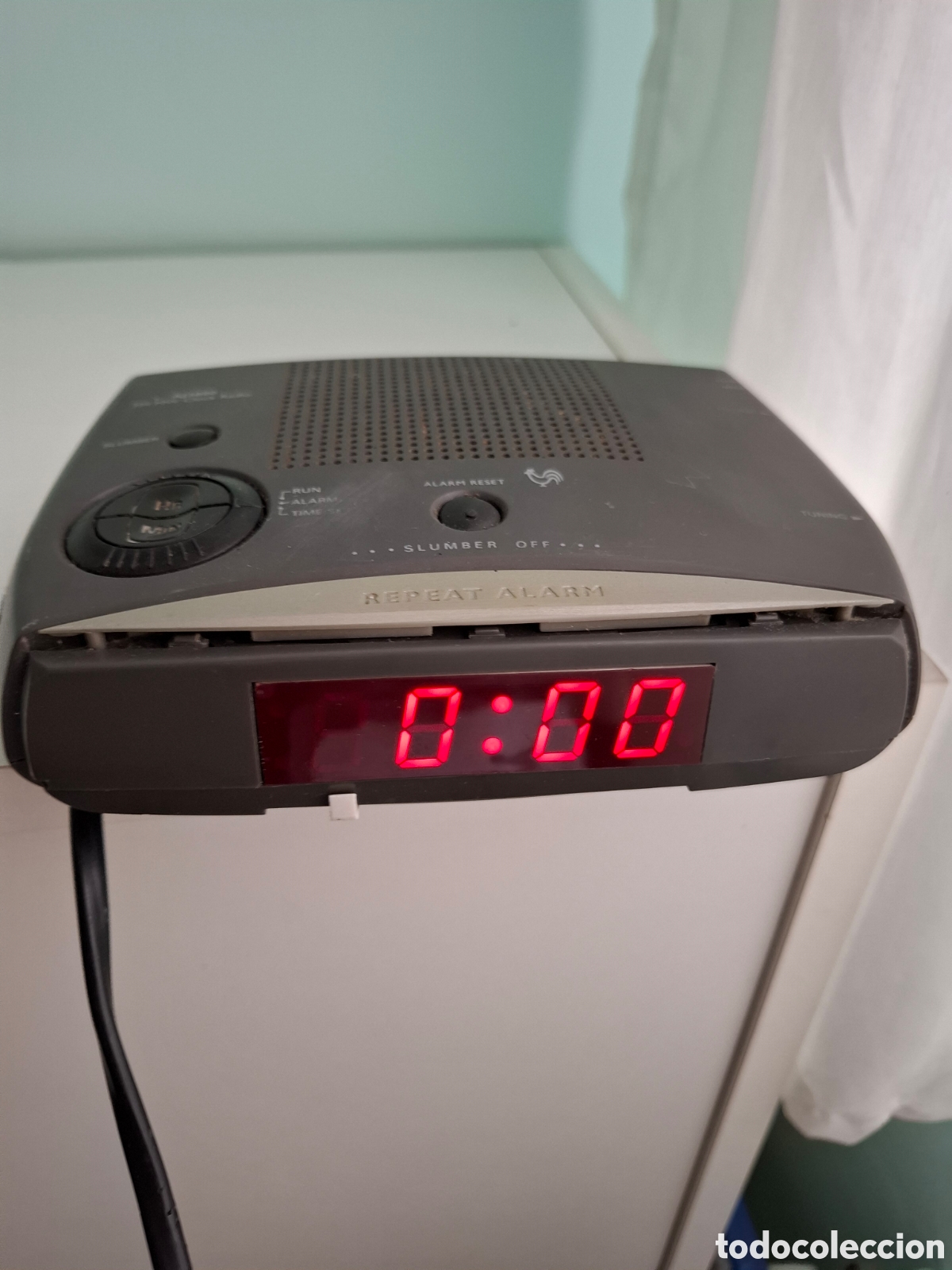 Segunda mano: Radio despertador vintage Philips - Foto 2