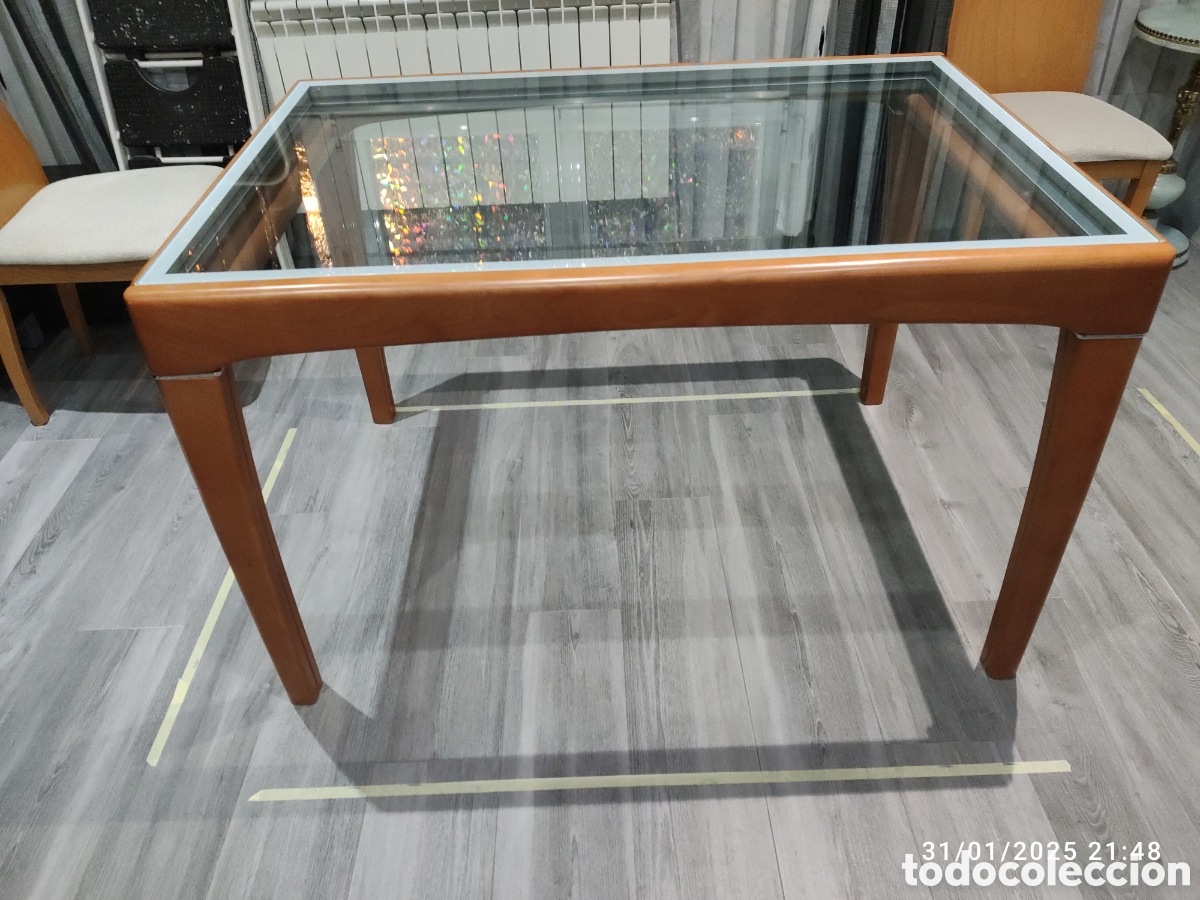 Segunda mano: Mesa comedor estable y solida - Foto 4