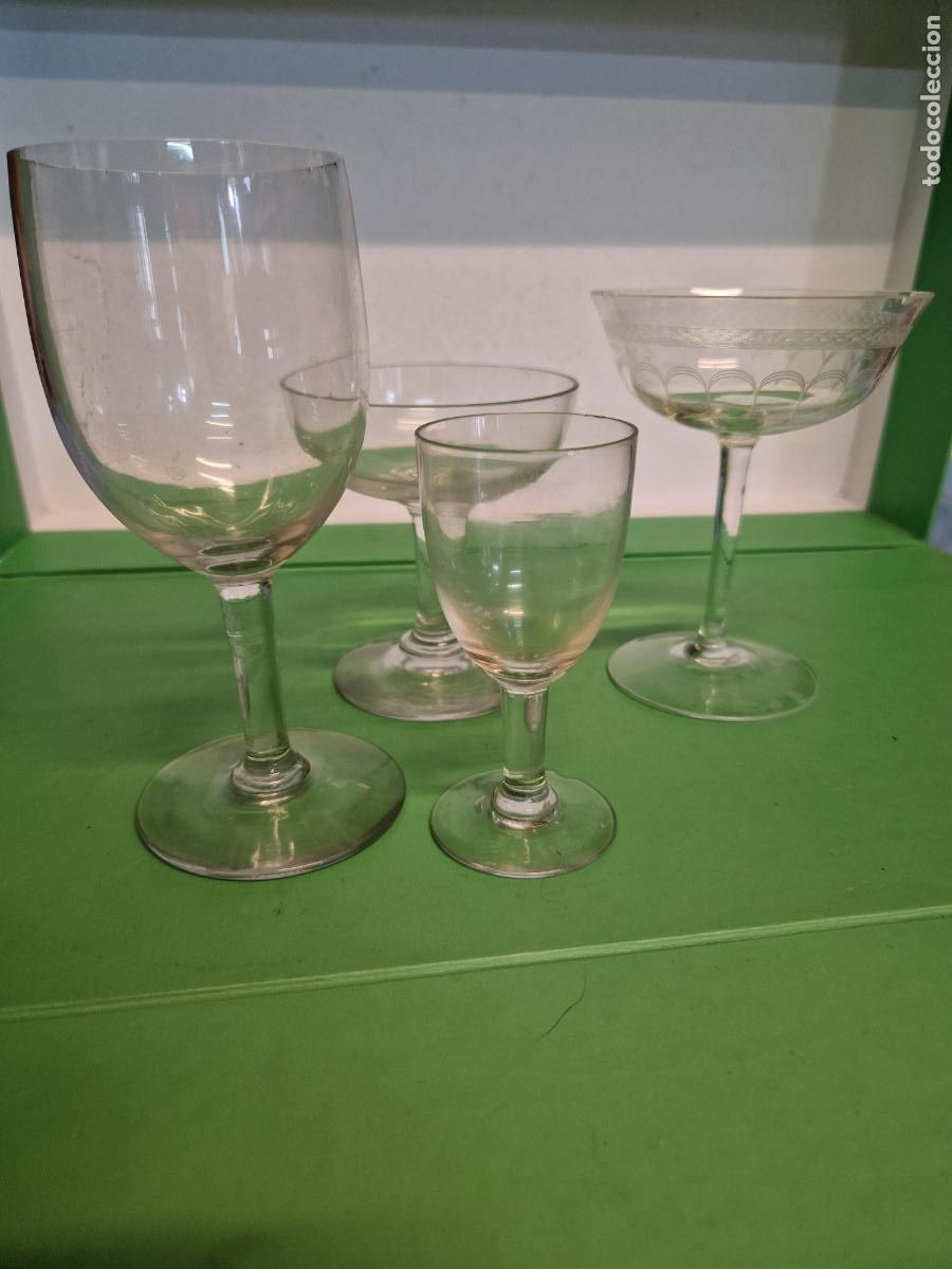 Segunda mano: BONITO LOTE DE COPAS DE CRISTAL. - Foto 1