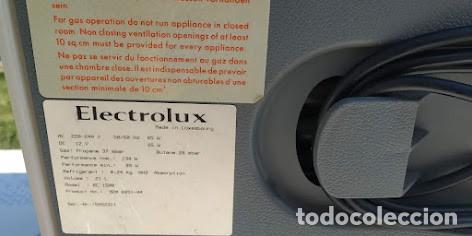 Segunda mano: Electrolux Nevera trivalente para camping - Foto 1