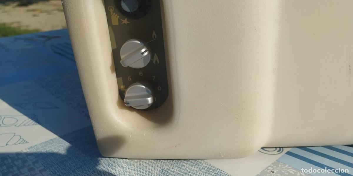 Segunda mano: Electrolux Nevera trivalente para camping - Foto 2
