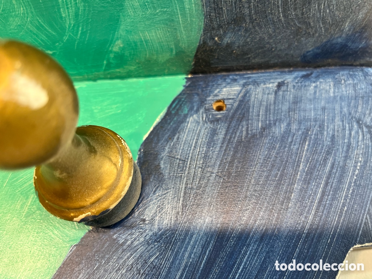 Segunda mano: Perchero de madera para pared pintado 4 colores - Foto 6