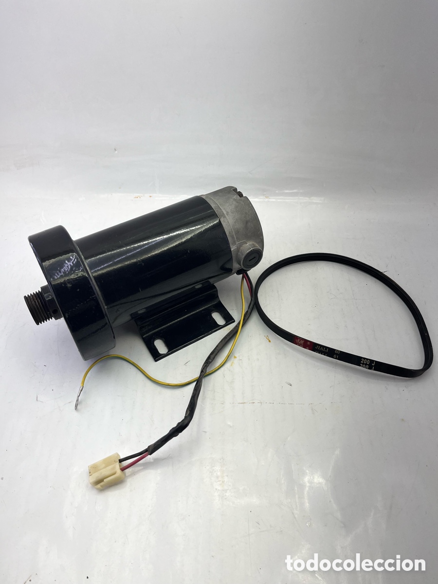 Segunda mano: Motor de plataforma vibradora (esas de gimnasia ) - Foto 1