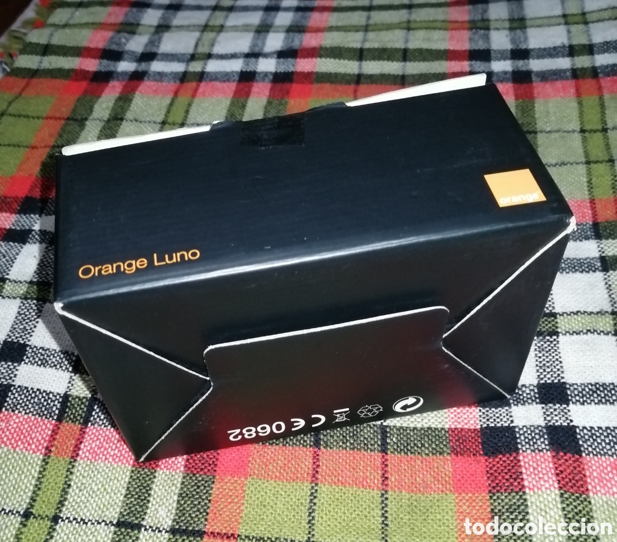Segunda mano: Caja con tapa trasera Huawei Orange Luno - Foto 6