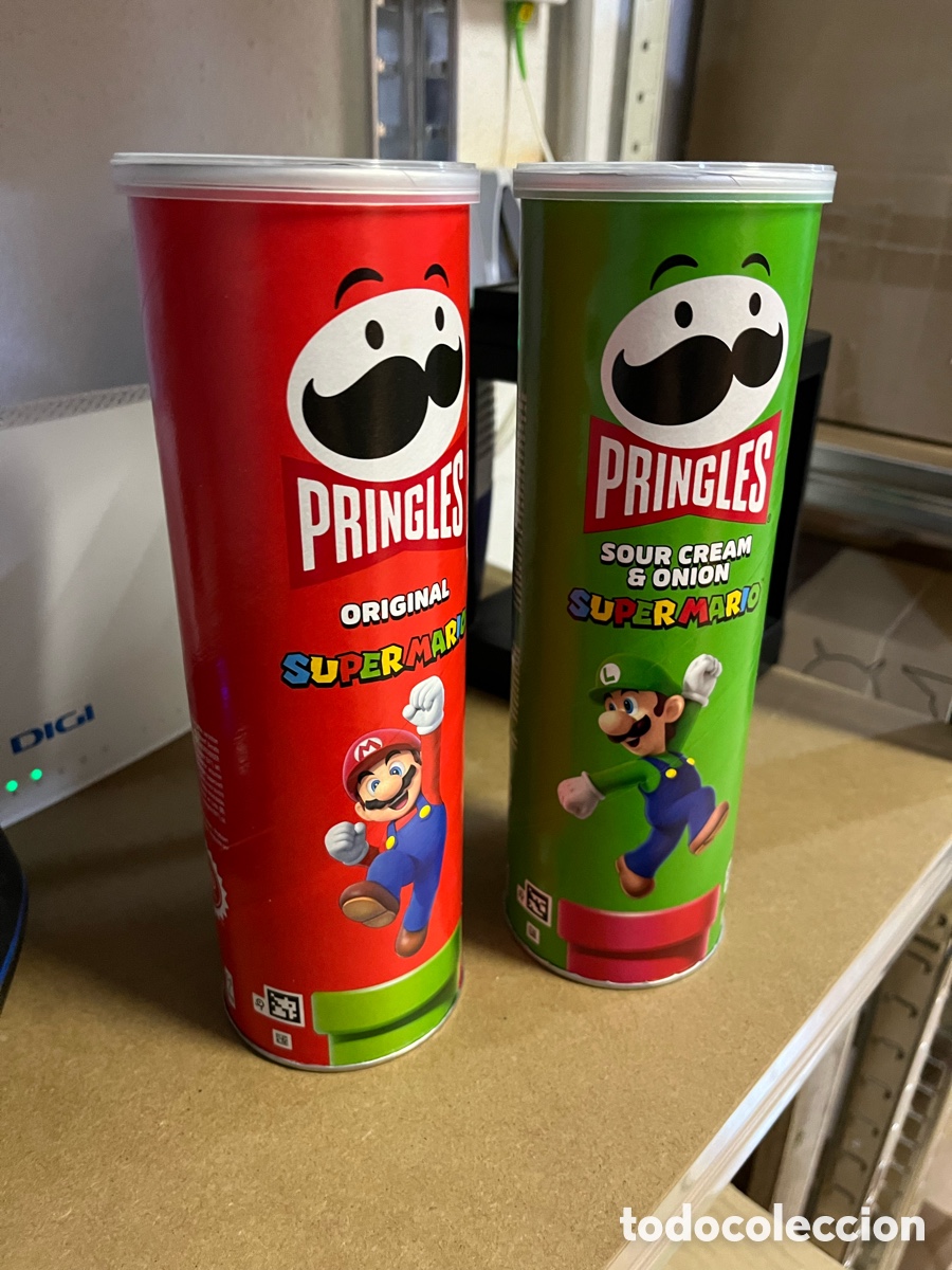 Segunda mano: Lote de dos botes vac&iacute;os de Mario bros (Nintendo) pringles - Foto 1