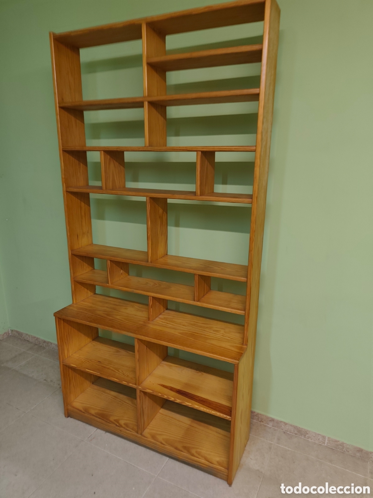 Segunda mano: Estanter&iacute;a de madera mobila - Foto 1