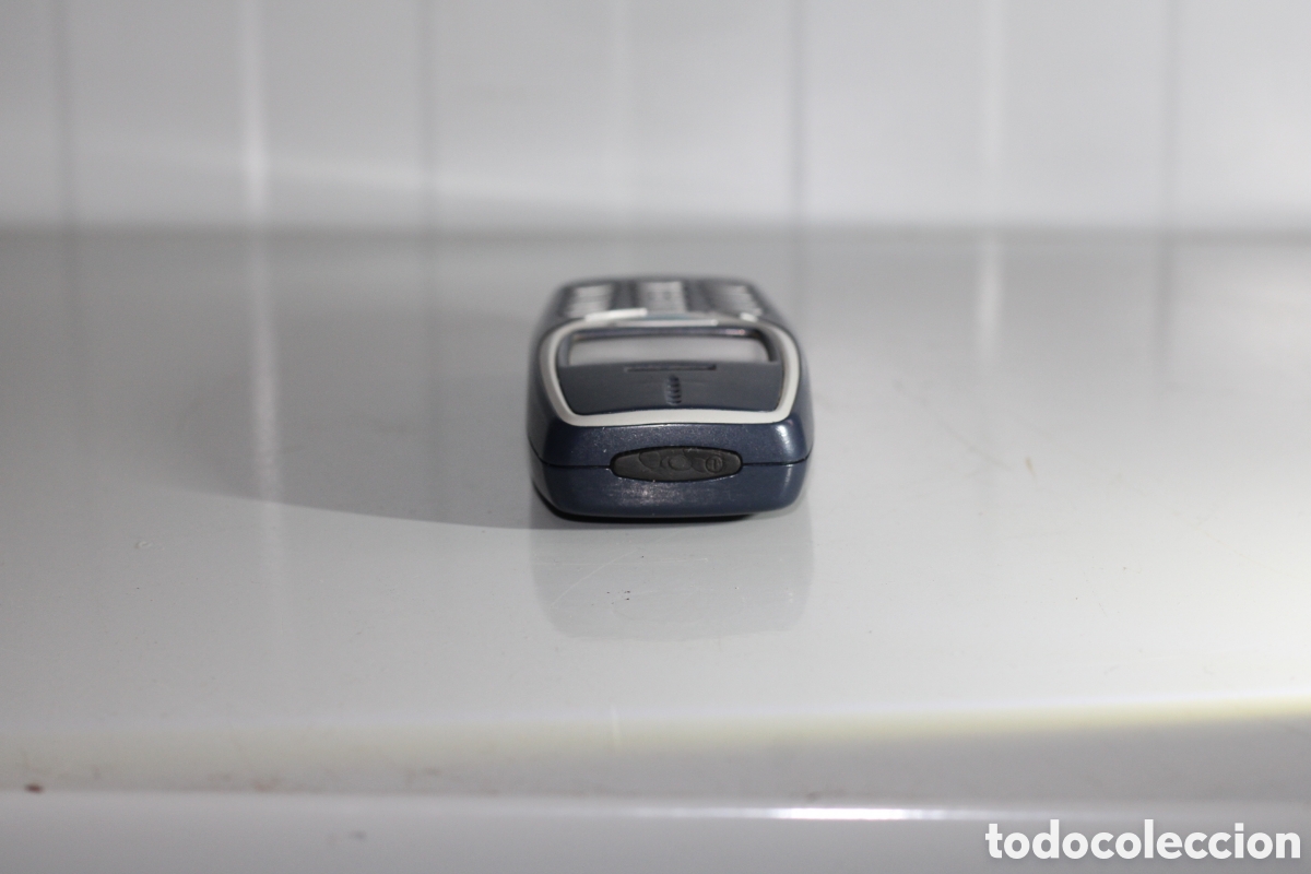 Segunda mano: Nokia 3310 cl&aacute;sico original. - Foto 4