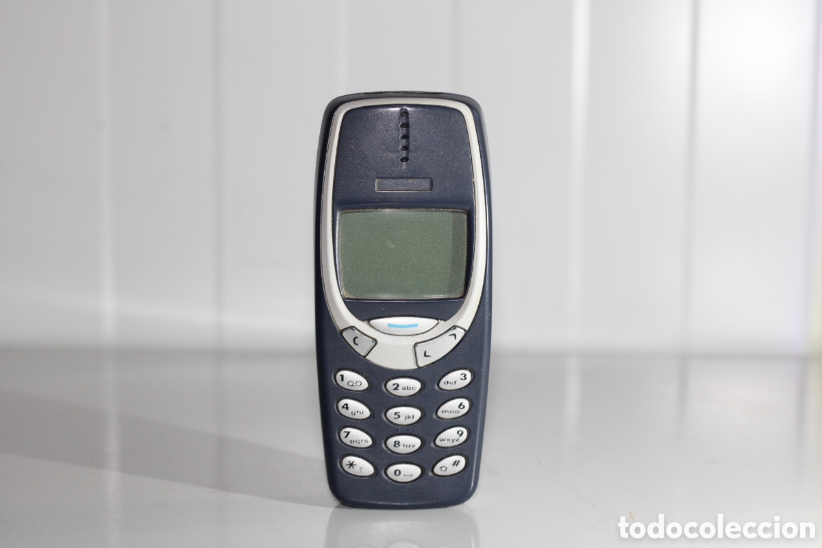 Segunda mano: Nokia 3310 cl&aacute;sico original. - Foto 1