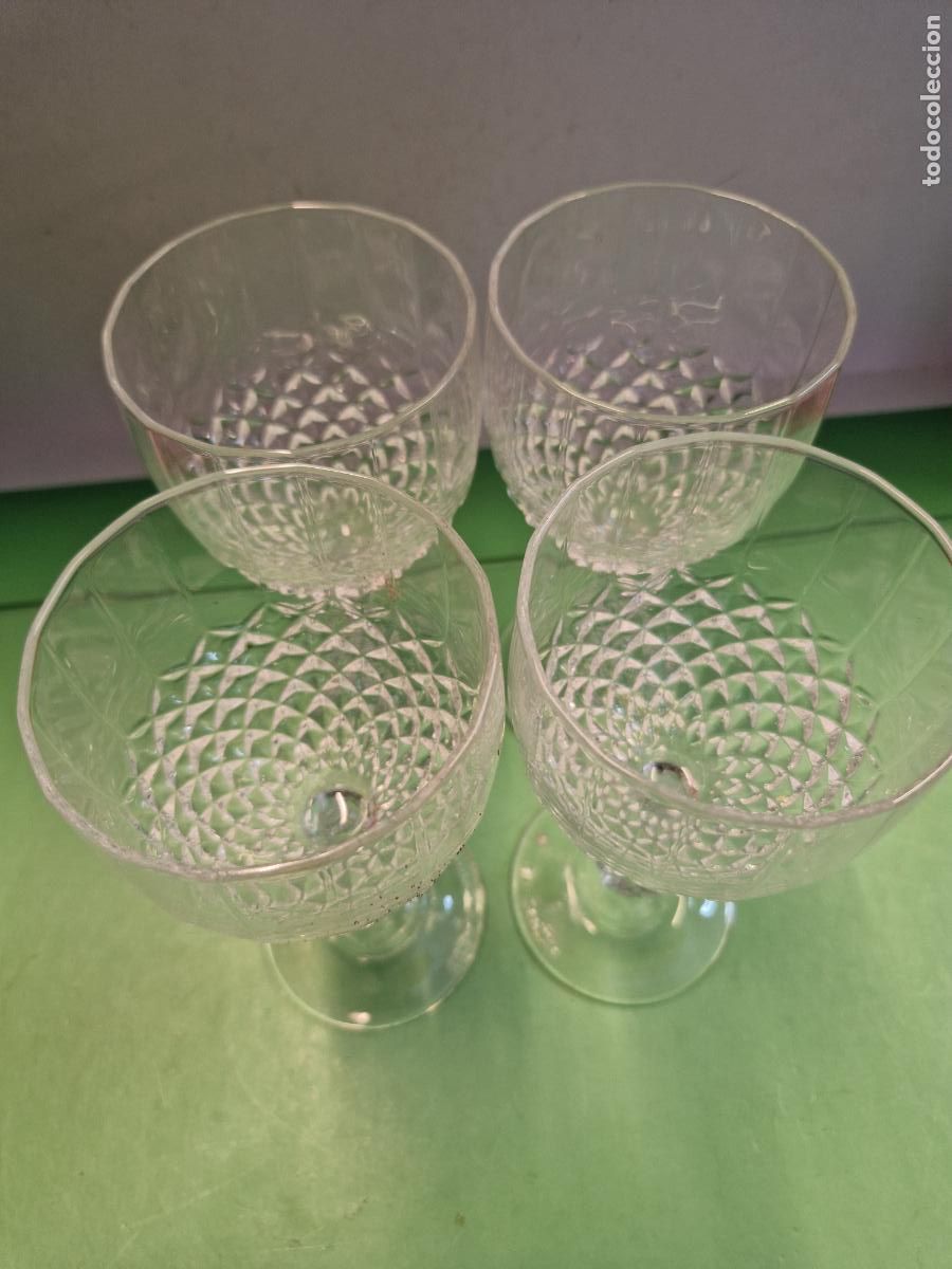 Segunda mano: 4 BONITAS COPAS DE CRISTAL. MEDIDA 17*6CM - Foto 2