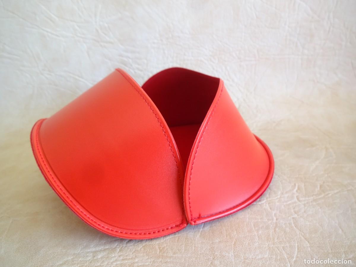 Segunda mano: funda para gafas de sol Valentino nueva - Foto 5