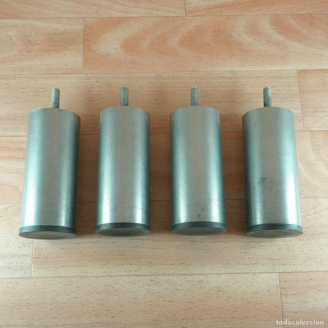 Segunda mano: 4 PATAS METALICAS A ROSCA - Foto 2