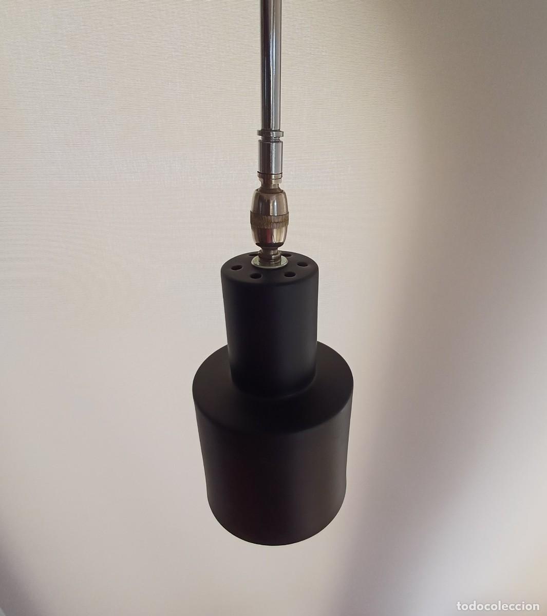 Segunda mano: L&aacute;mpara de techo orientable - Foto 3