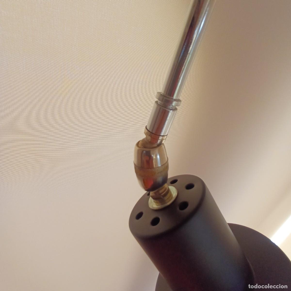 Segunda mano: L&aacute;mpara de techo orientable - Foto 5