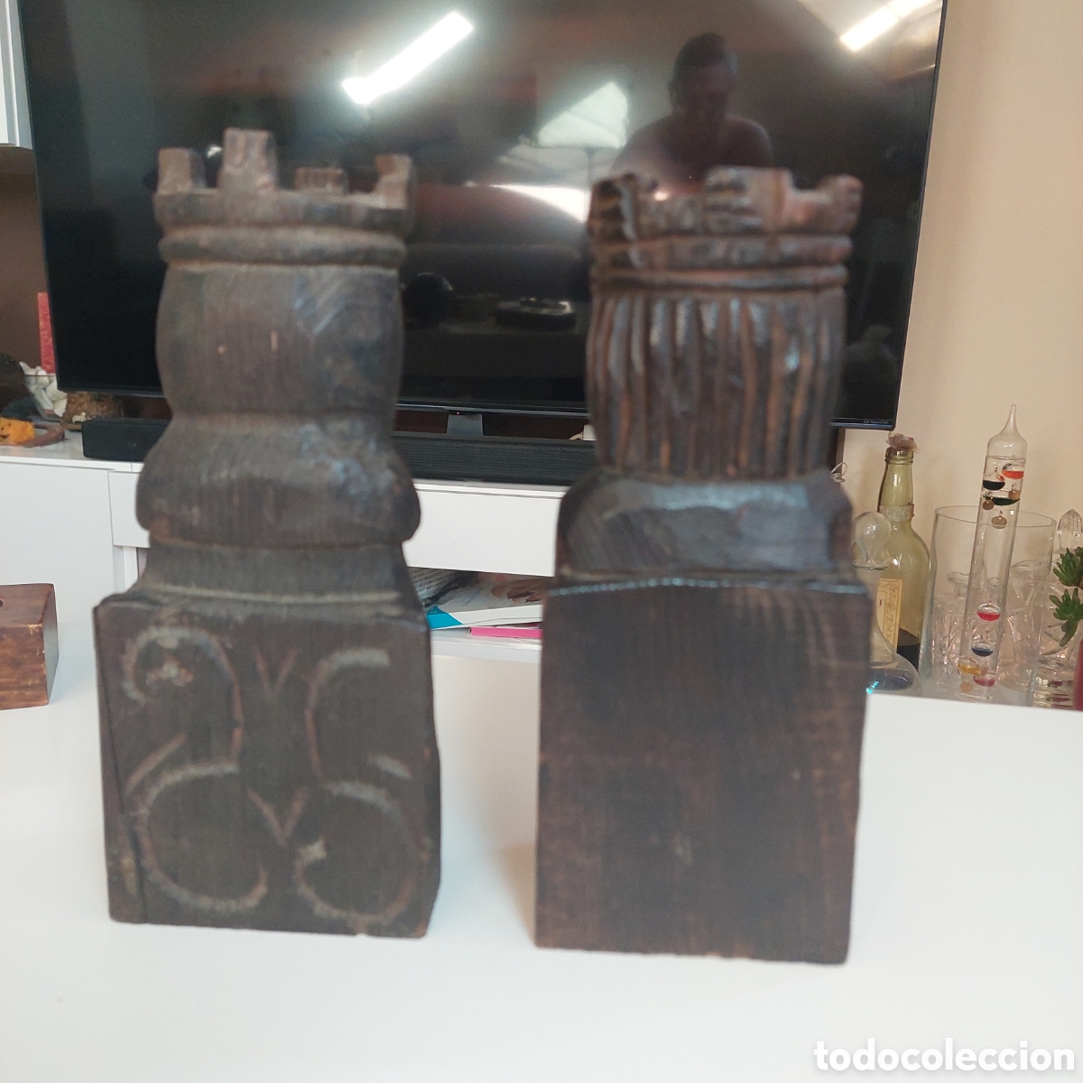 Segunda mano: Sujeta libros talla madera. - Foto 3