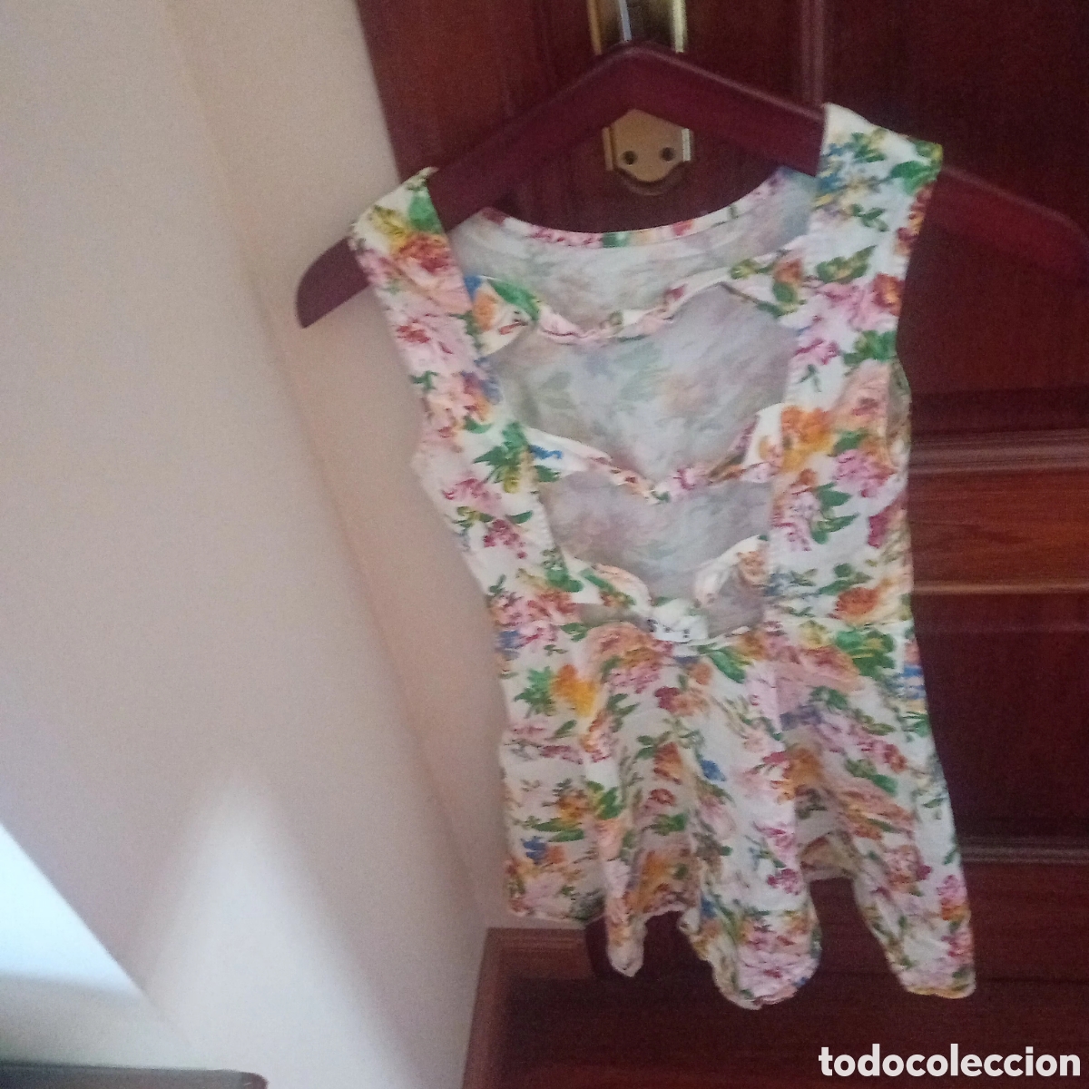 Segunda mano: Vestido de flores talla 10 - Foto 2