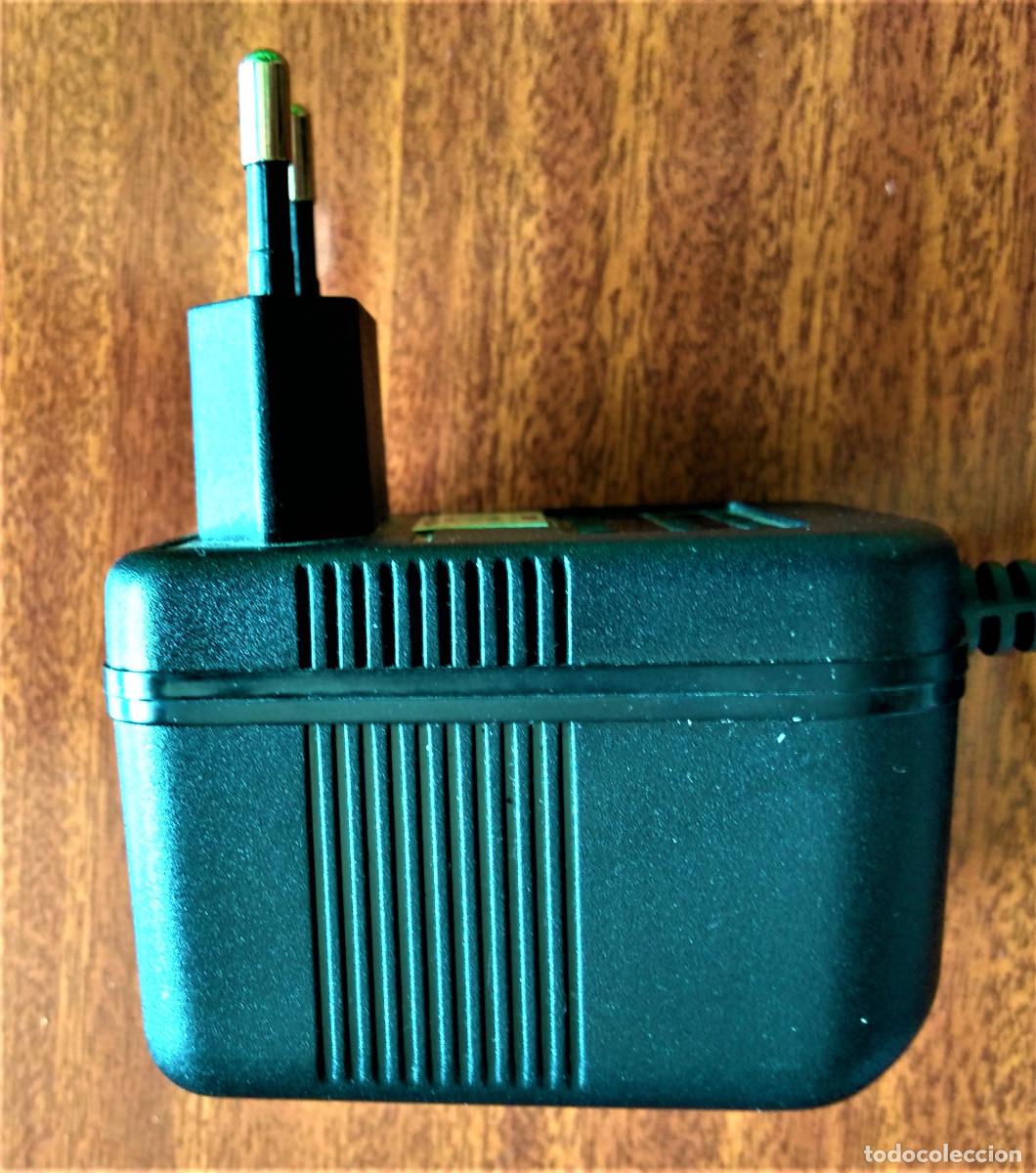 Segunda mano: CARGADOR OEM AC. MODELO: AA-1860BN - Foto 2