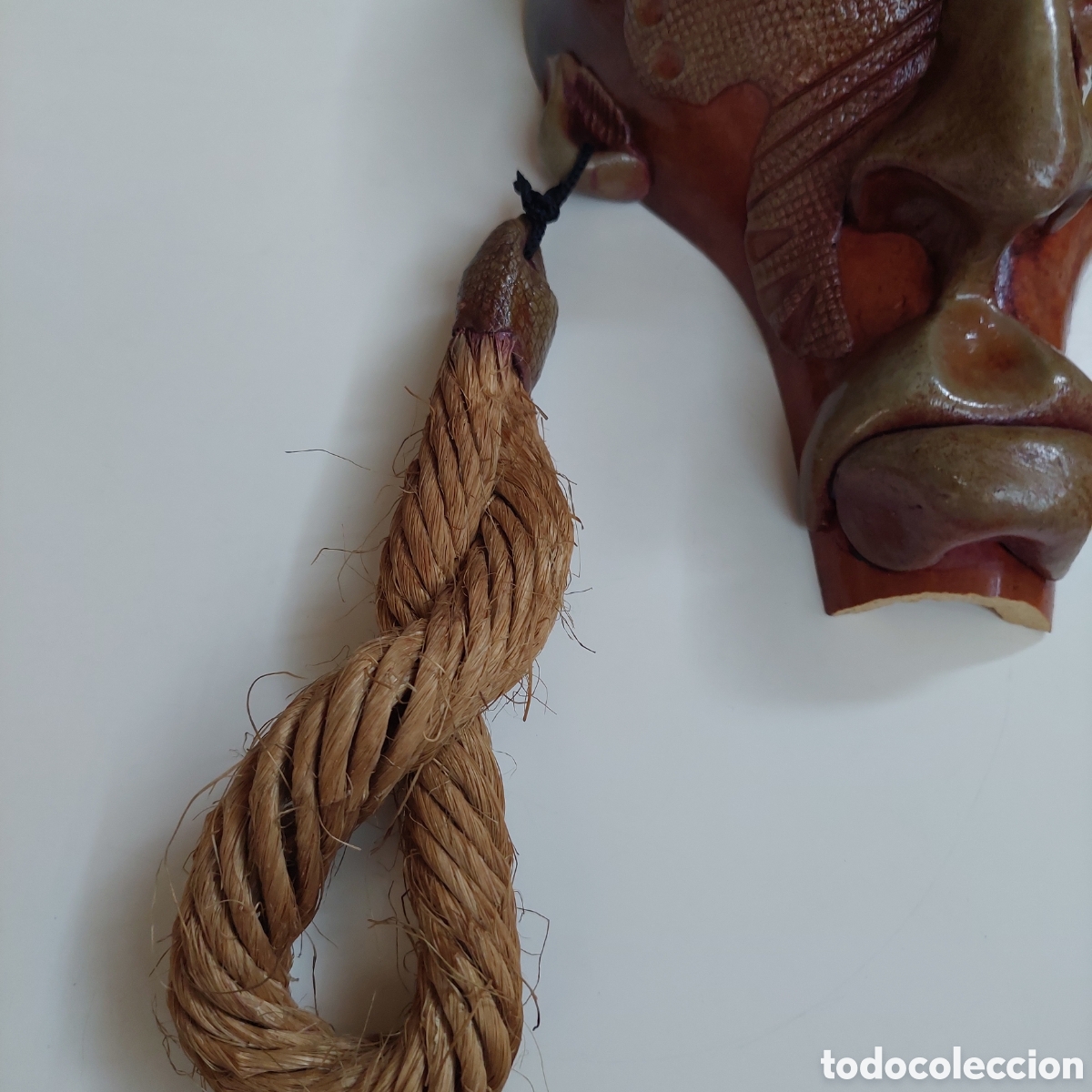 Segunda mano: M&aacute;scara artesana h.mano - Foto 4