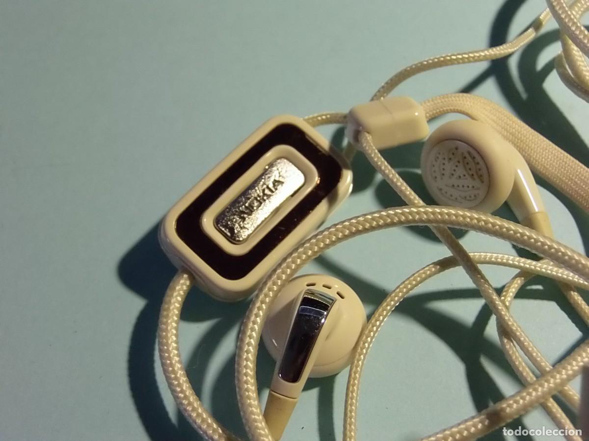 Segunda mano: AURICULARES NOKIA DE CORDON BEIGE. - Foto 3